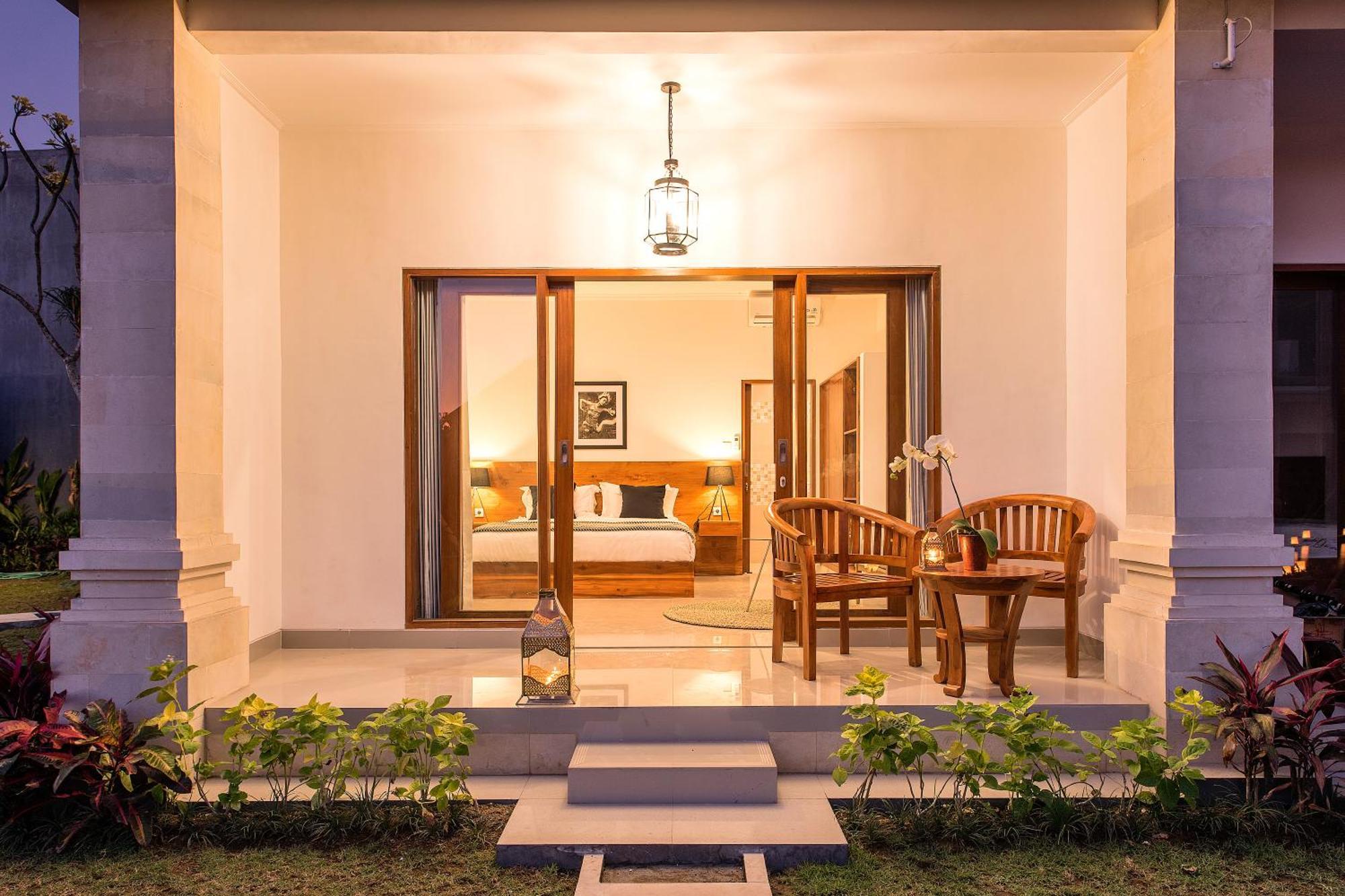 Puri Uma Ratu By Rpm Hotel เซมินยัค ภายนอก รูปภาพ