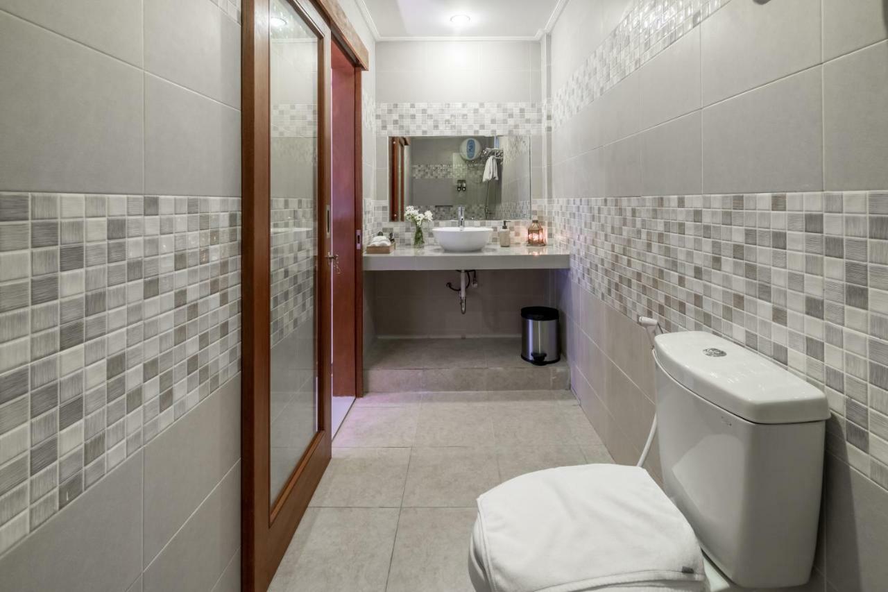 Puri Uma Ratu By Rpm Hotel เซมินยัค ภายนอก รูปภาพ